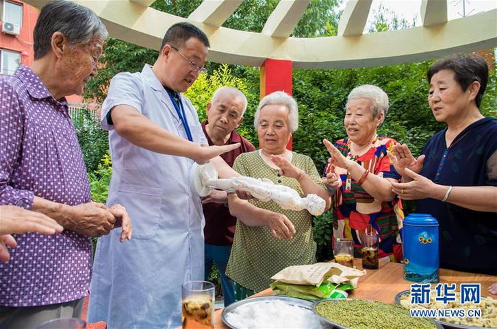 民族一家亲 浓浓团结情--呼和浩特市清泉街社区民族团结工作侧记